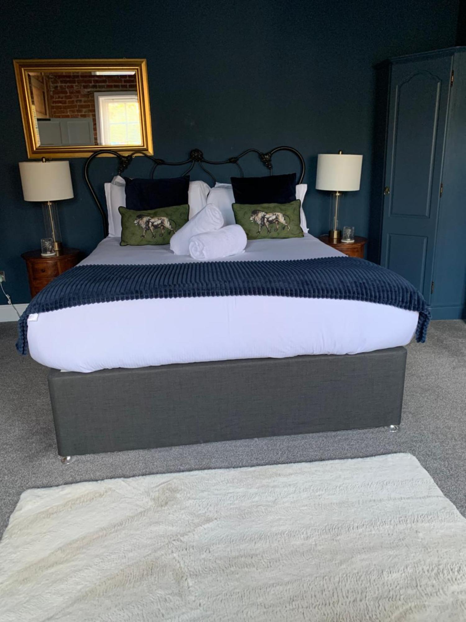 The Lazy Lion Bed and Breakfast Milford on Sea Buitenkant foto