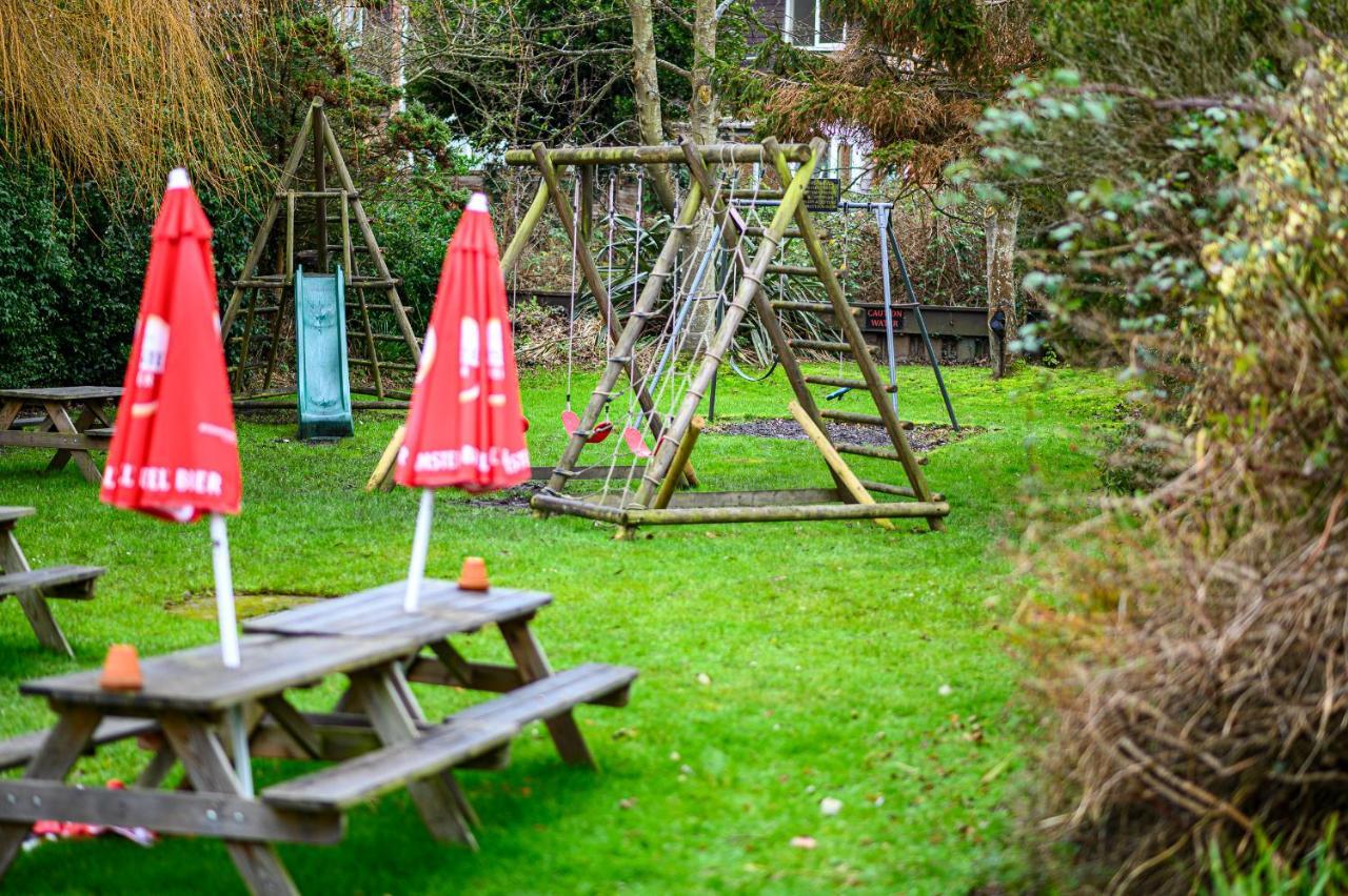 The Lazy Lion Bed and Breakfast Milford on Sea Buitenkant foto